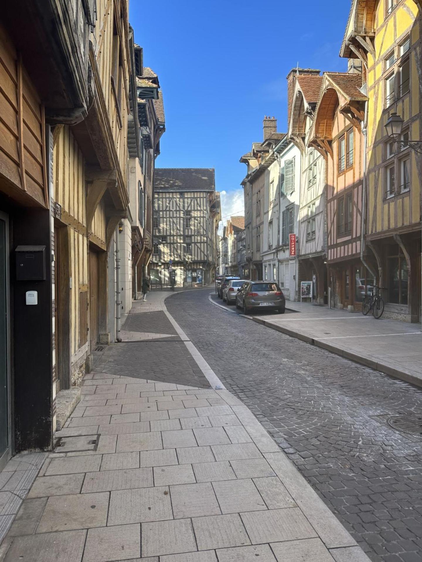 Maison Atypique En Centre-Ville Troyes Luaran gambar